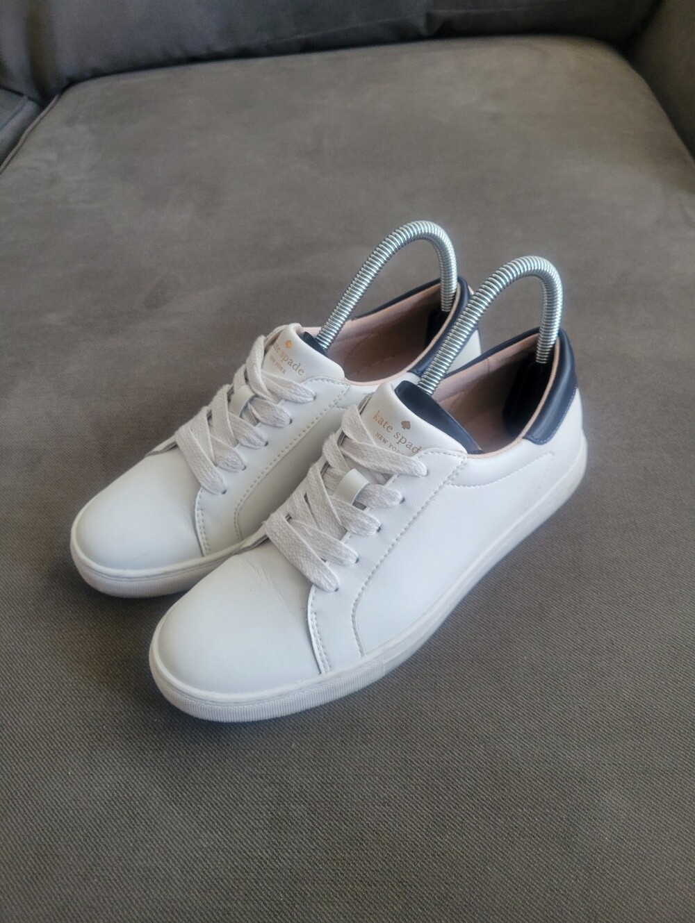 Kate spade New York Leather ALANNA Sneakers Size 6.5B EUR 39